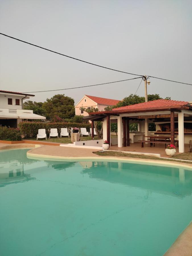 Apartments Goran Vir Εξωτερικό φωτογραφία