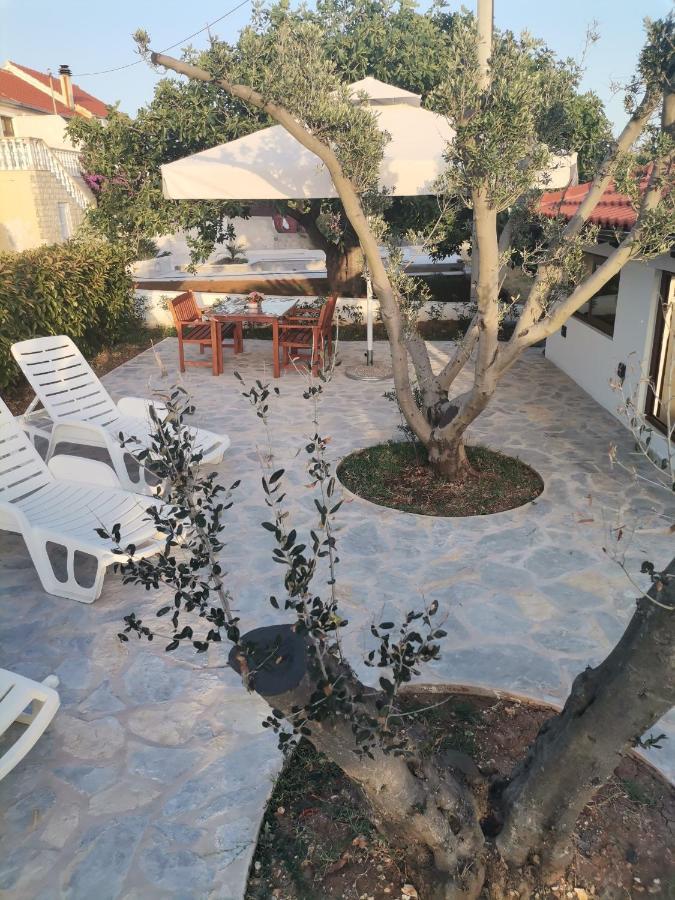 Apartments Goran Vir Εξωτερικό φωτογραφία