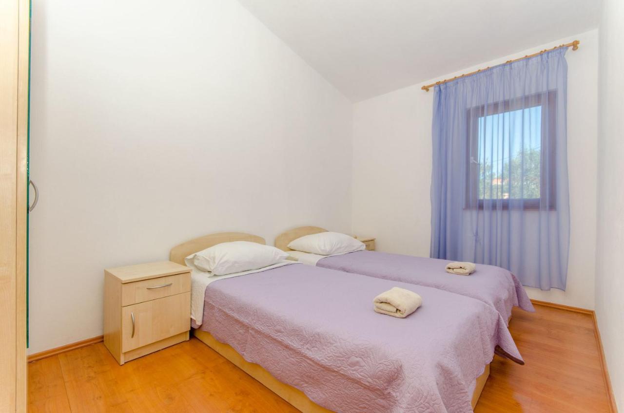 Apartments Goran Vir Εξωτερικό φωτογραφία
