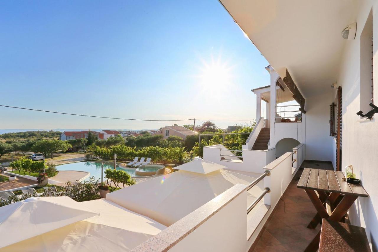 Apartments Goran Vir Εξωτερικό φωτογραφία