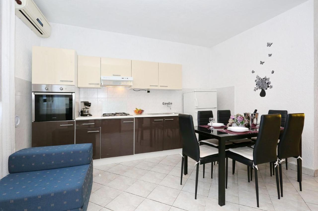 Apartments Goran Vir Εξωτερικό φωτογραφία
