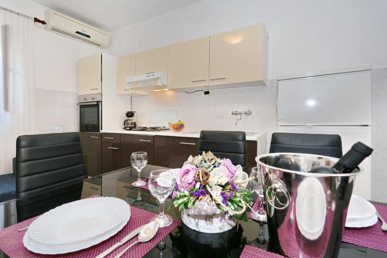 Apartments Goran Vir Εξωτερικό φωτογραφία