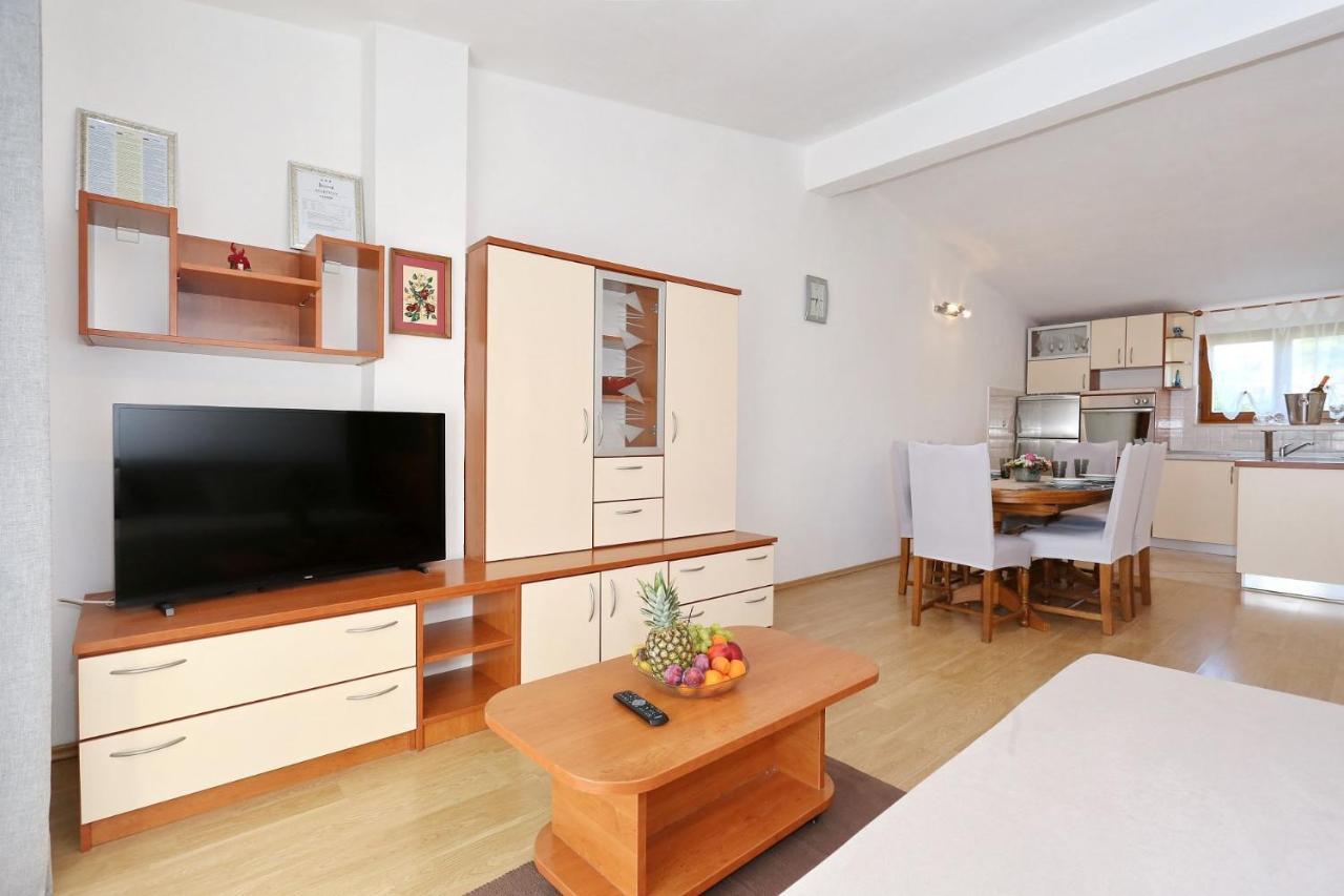 Apartments Goran Vir Εξωτερικό φωτογραφία